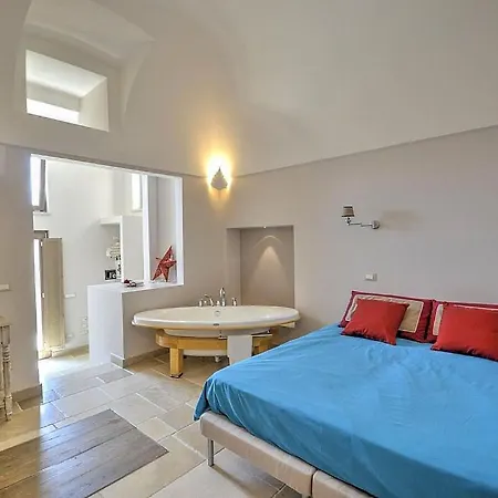 Sleeps 4 Air Con Wifi * Torca