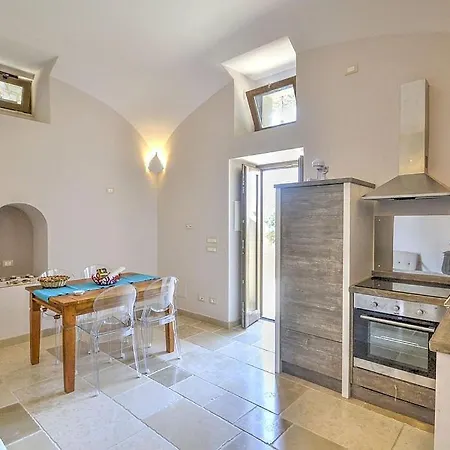 Sleeps 4 Air Con Wifi Apartment *